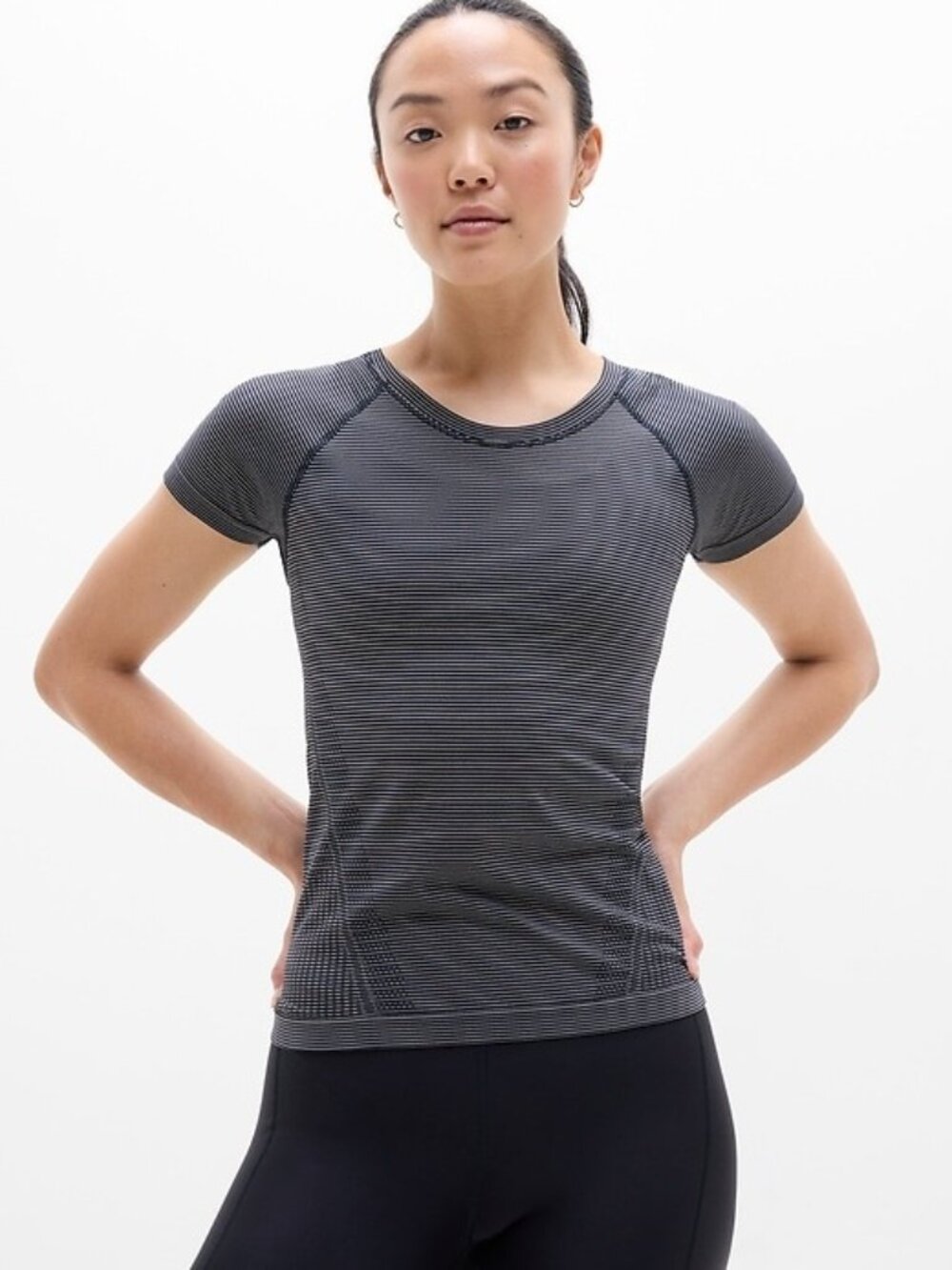 Athleta Momentum Seamless Tee - Black Stripe - Size Large